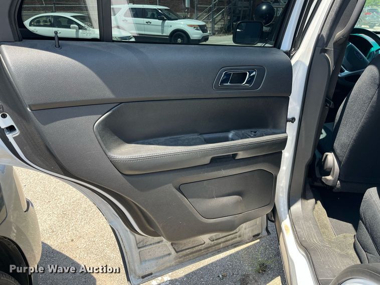 image for item LE9565 2013 Ford Explorer Police Interceptor  SUV