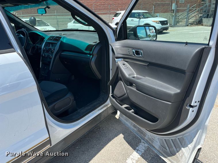 image for item LE9565 2013 Ford Explorer Police Interceptor  SUV