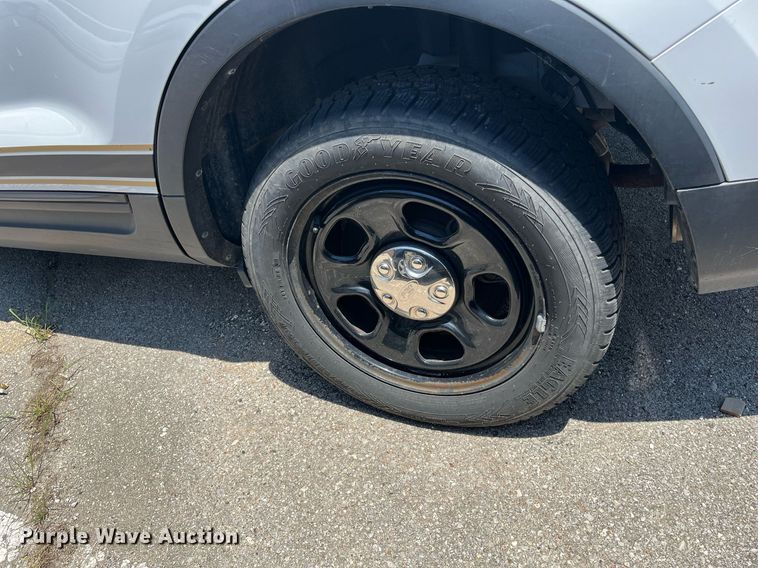 image for item LE9565 2013 Ford Explorer Police Interceptor  SUV