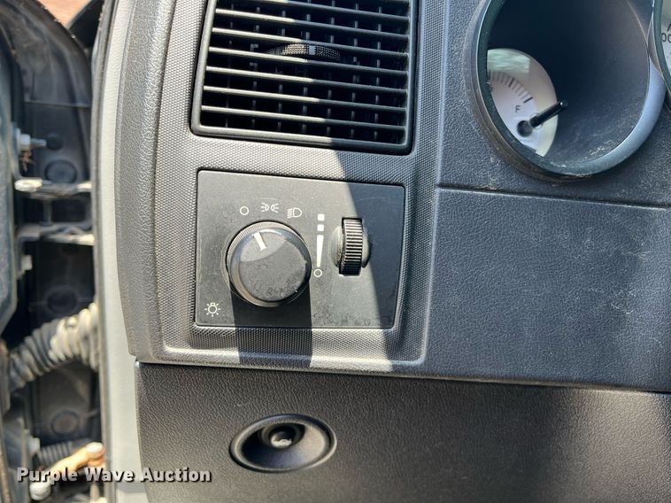 image for item LE9566 2007 Dodge Charger