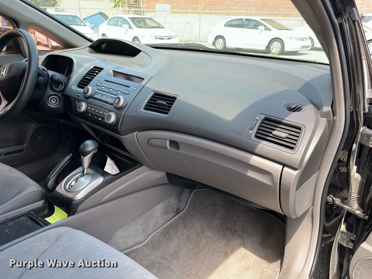image for item LE9567 2009 Honda Civic