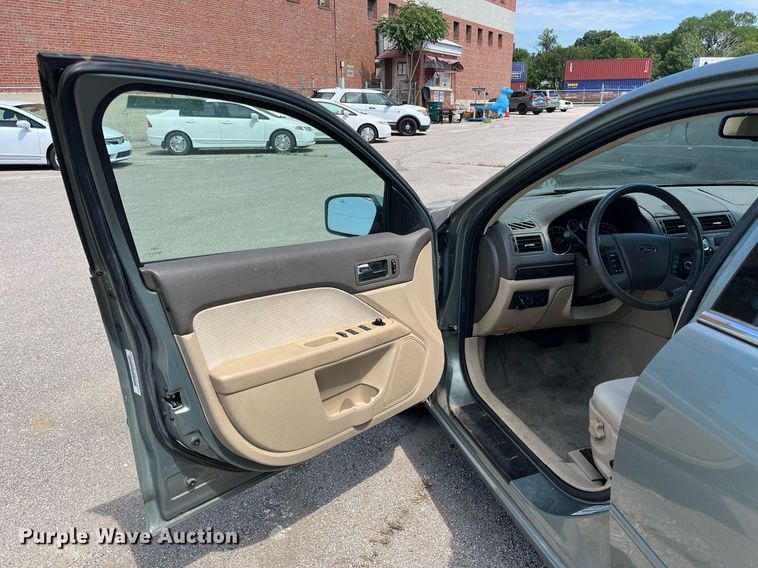 image for item LE9568 2008 Ford Fusion