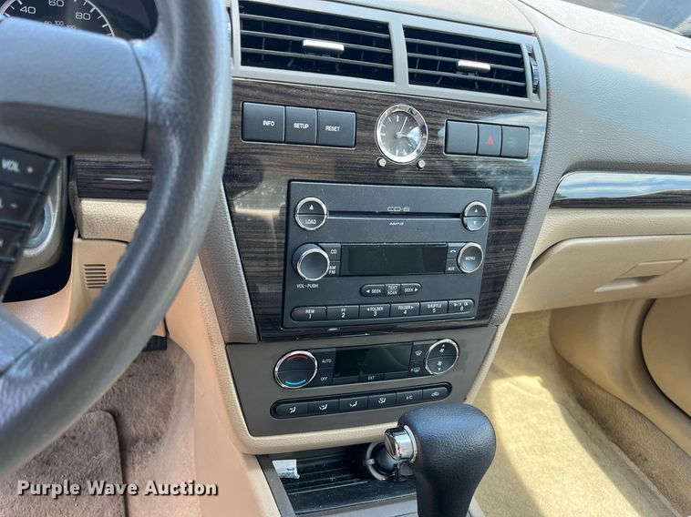 image for item LE9568 2008 Ford Fusion