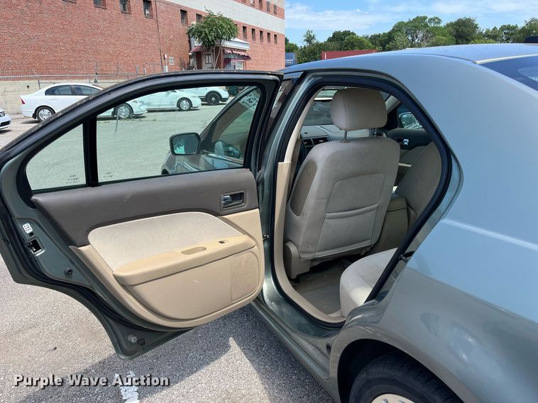 image for item LE9568 2008 Ford Fusion