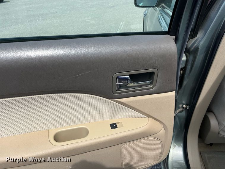 image for item LE9568 2008 Ford Fusion