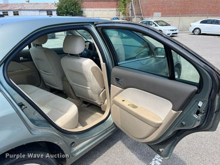 image for item LE9568 2008 Ford Fusion