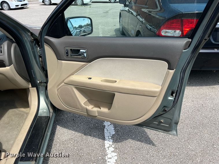 image for item LE9568 2008 Ford Fusion