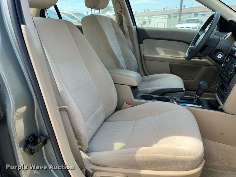 image for item LE9568 2008 Ford Fusion