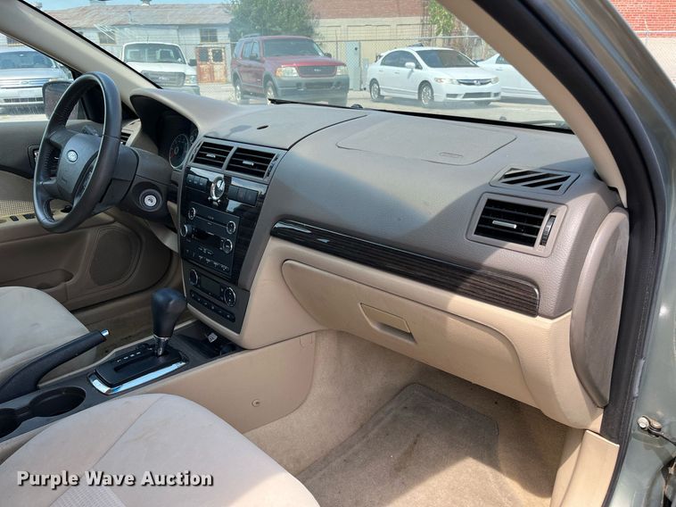 image for item LE9568 2008 Ford Fusion