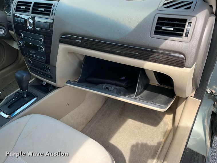 image for item LE9568 2008 Ford Fusion