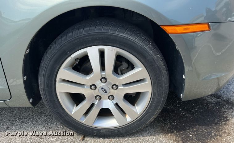 image for item LE9568 2008 Ford Fusion