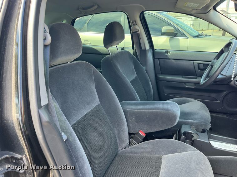 image for item LE9569 2006 Ford Taurus