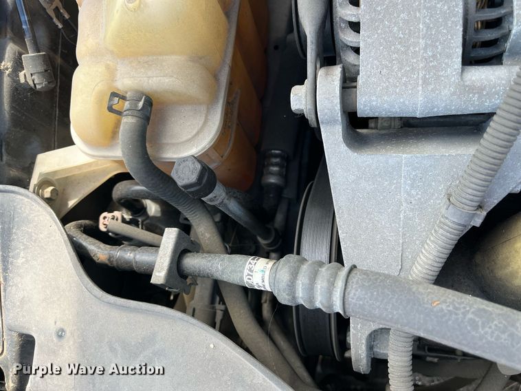 image for item LE9569 2006 Ford Taurus