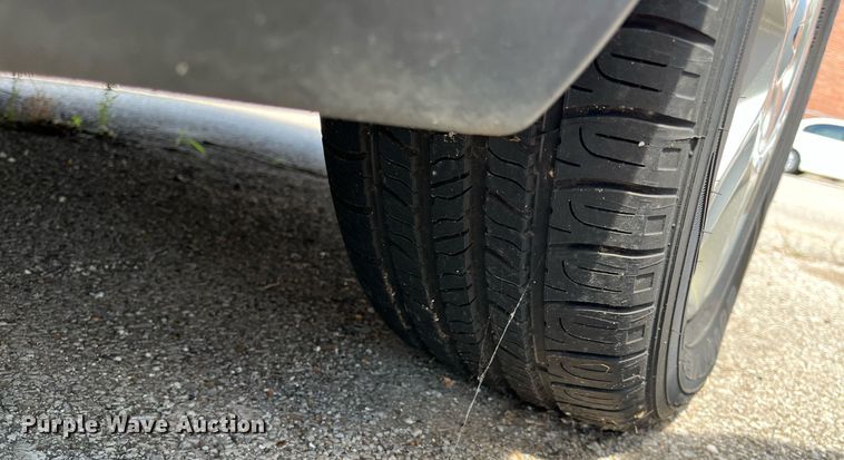 image for item LE9569 2006 Ford Taurus