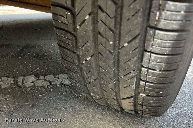 image for item LE9569 2006 Ford Taurus