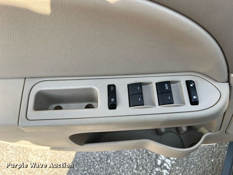 image for item LE9570 2005 Mercury Montego