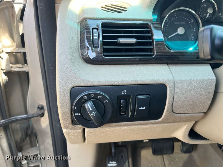 image for item LE9570 2005 Mercury Montego