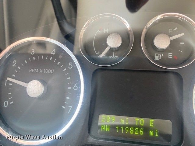 image for item LE9570 2005 Mercury Montego