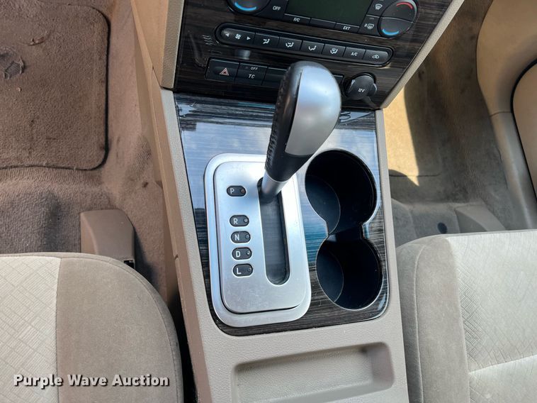 image for item LE9570 2005 Mercury Montego