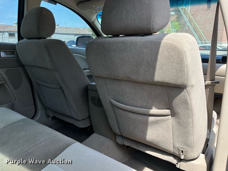 image for item LE9570 2005 Mercury Montego