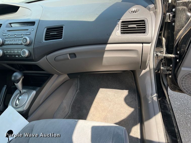 image for item LE9571 2009 Honda Civic