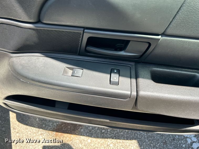 image for item LE9572 2009 Ford Crown Victoria Police Interceptor