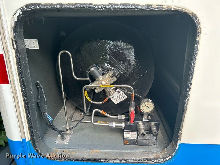 image for item LE9573 2014 Chevrolet Express