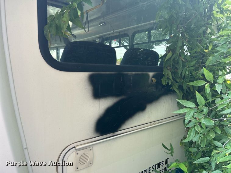 image for item LE9573 2014 Chevrolet Express