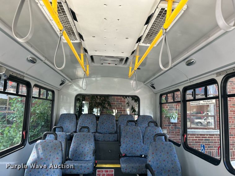 image for item LE9573 2014 Chevrolet Express