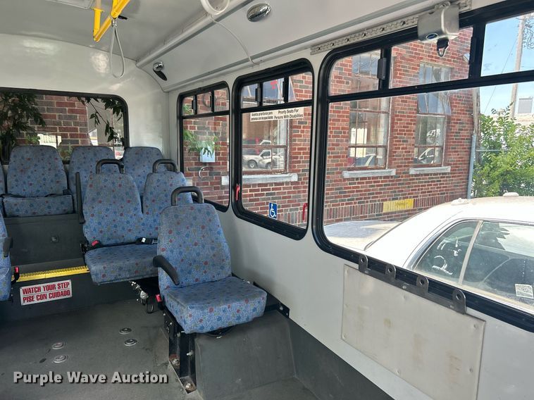 image for item LE9573 2014 Chevrolet Express