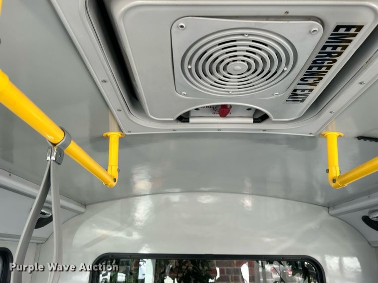 image for item LE9573 2014 Chevrolet Express