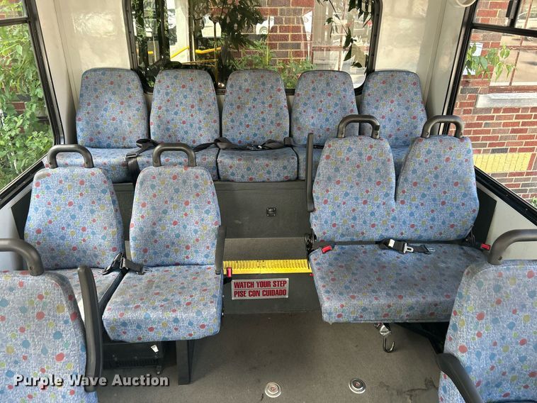 image for item LE9573 2014 Chevrolet Express