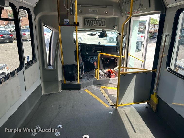 image for item LE9573 2014 Chevrolet Express