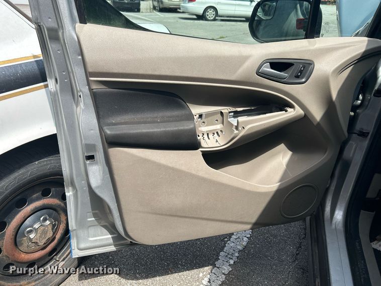 image for item LE9574 2017 Ford Transit Connect  van