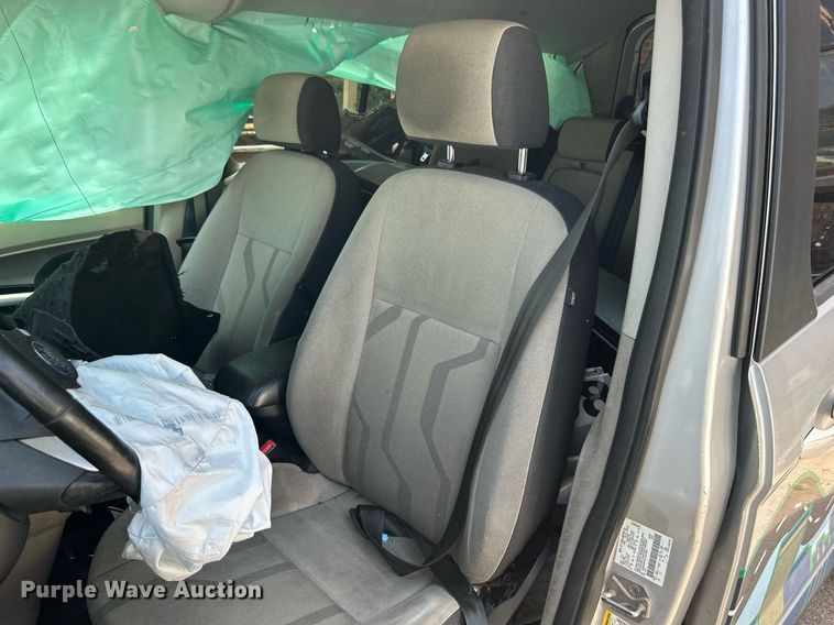 image for item LE9574 2017 Ford Transit Connect  van