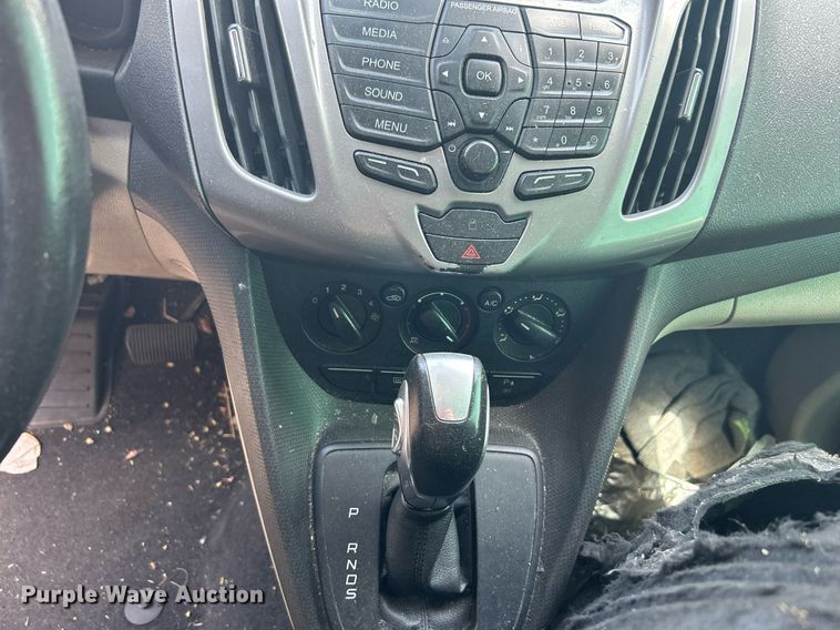 image for item LE9574 2017 Ford Transit Connect  van