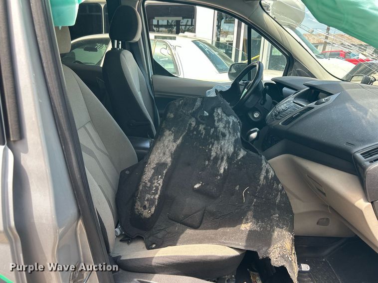 image for item LE9574 2017 Ford Transit Connect  van