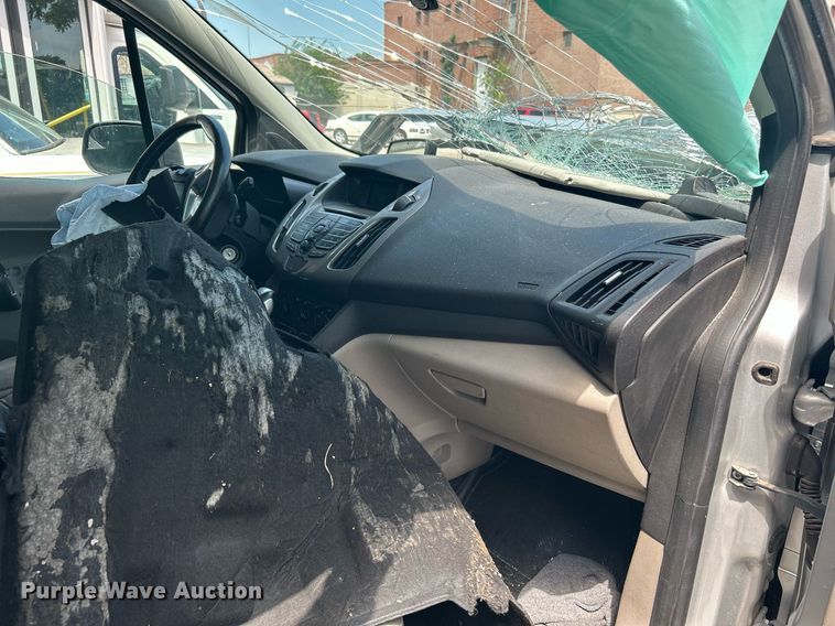 image for item LE9574 2017 Ford Transit Connect  van