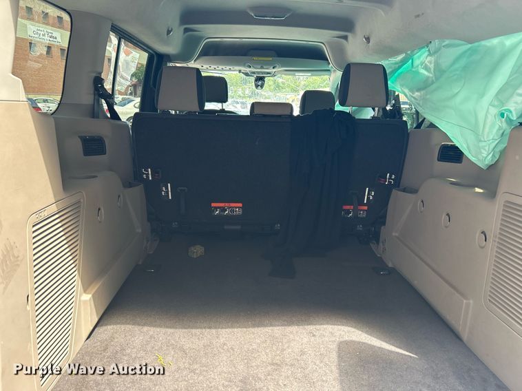 image for item LE9574 2017 Ford Transit Connect  van