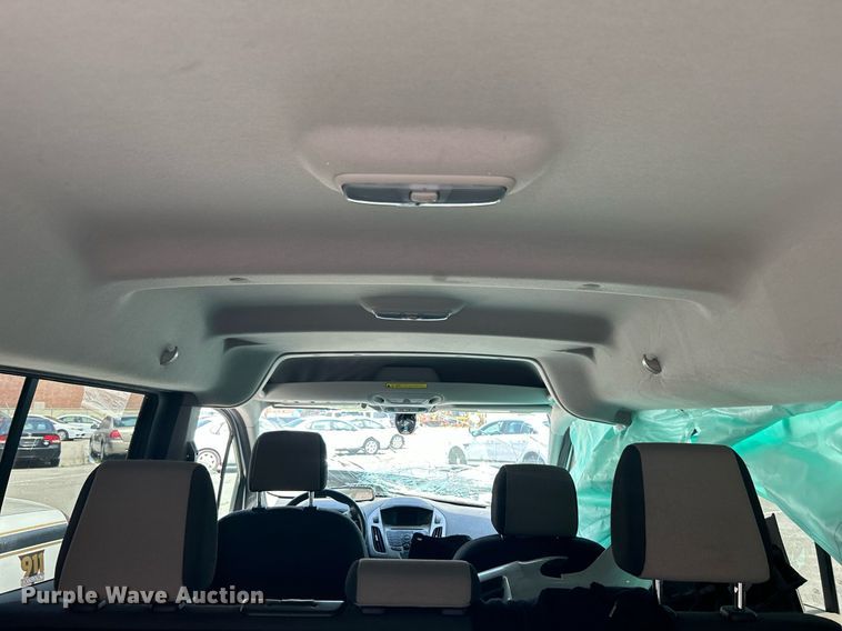 image for item LE9574 2017 Ford Transit Connect  van