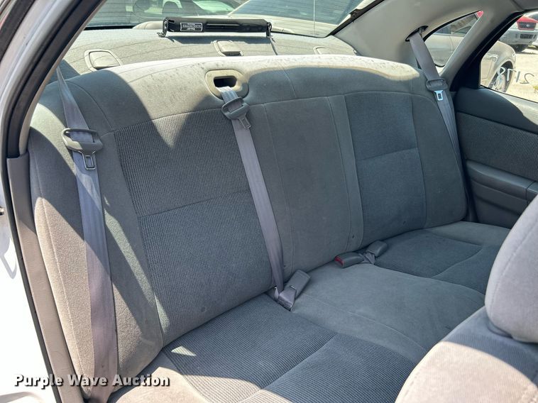 image for item LE9575 2002 Ford Taurus