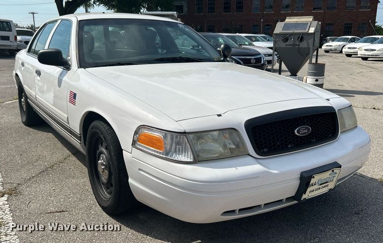 image for item LE9579 2011 Ford Crown Victoria Police Interceptor