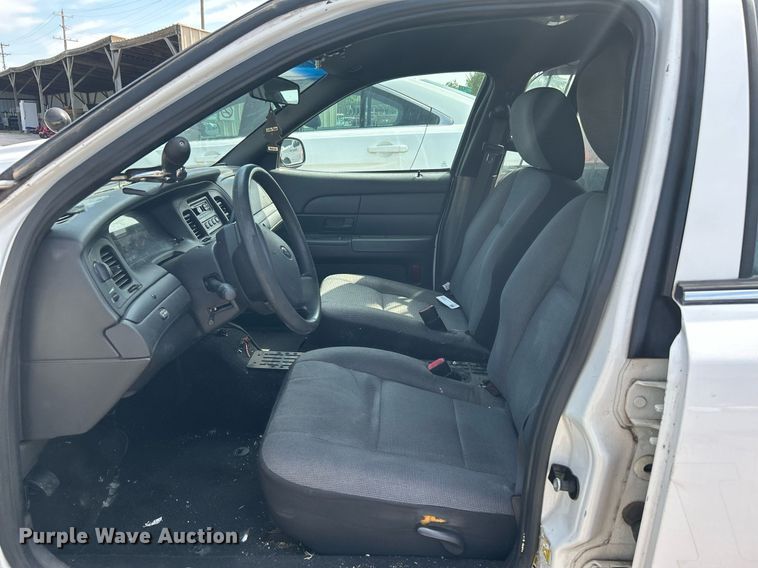 image for item LE9579 2011 Ford Crown Victoria Police Interceptor