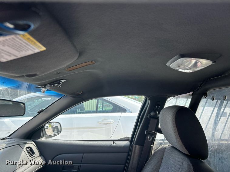 image for item LE9579 2011 Ford Crown Victoria Police Interceptor