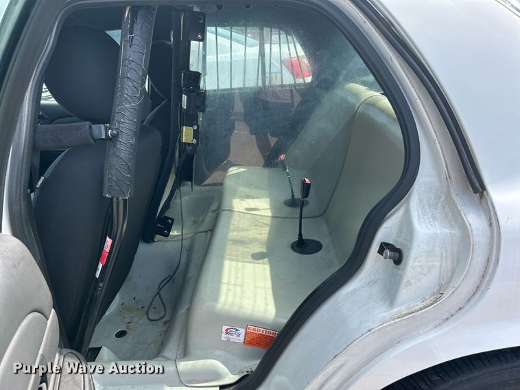 image for item LE9579 2011 Ford Crown Victoria Police Interceptor