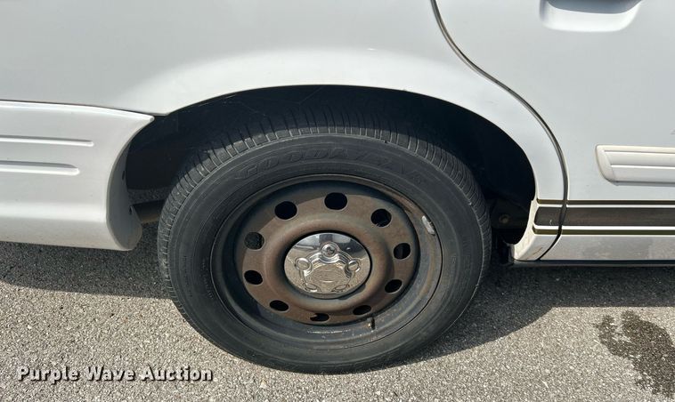 image for item LE9579 2011 Ford Crown Victoria Police Interceptor