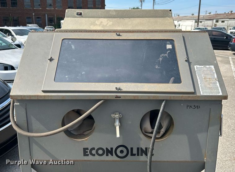 image for item LE9580 Econoline  sand blaster