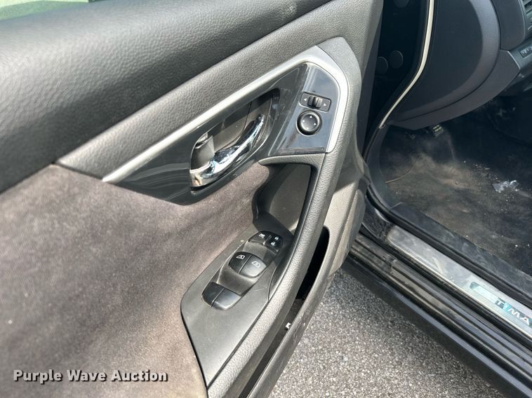 image for item LE9581 2013 Nissan Altima