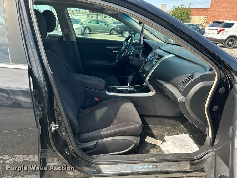 image for item LE9581 2013 Nissan Altima