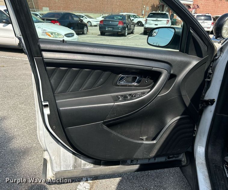 image for item LE9583 2014 Ford Taurus Police Interceptor